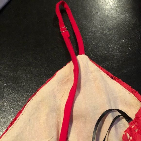 NWOT Lulu’s One Wish Red Lace Midi Dress Brand New - Picture 13 of 15